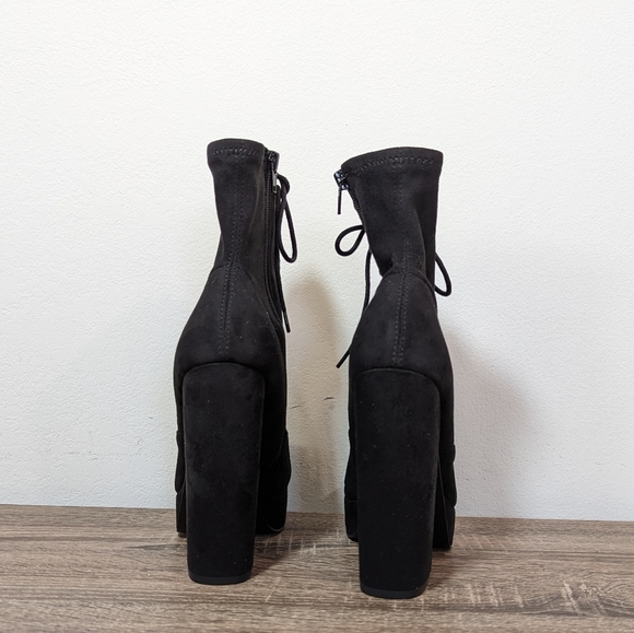 Steve Madden Black Symphony Ankle Lace Up Heel Boots Size 7M - Picture 8 of 14